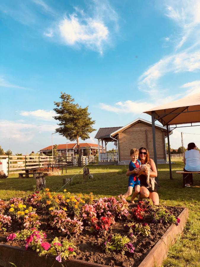 Club Thermal Village Cegléd Exterior photo